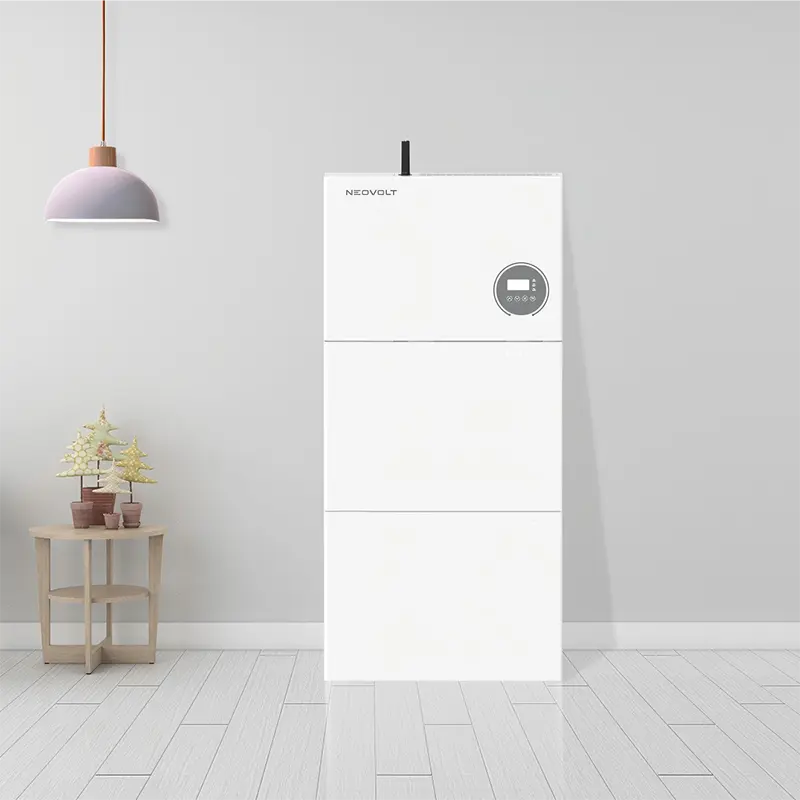 Enfaset hybrid inverter med 4 MPPT